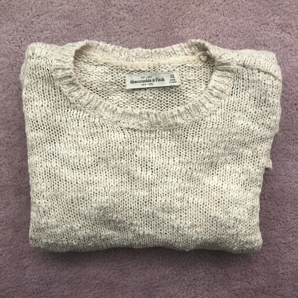 Abercrombie & Fitch sweater